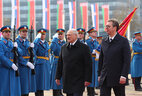 Президент Беларуси Александр Лукашенко и Президент Сербии Александр Вучич во время церемонии официальной встречи