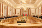 Во время встречи с Президентом Туркменистана Гурбангулы Бердымухамедовым в расширенном составе