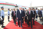 ААлександр Лукашенко прибыл в аэропорт Исламабада. Главу государства встречал премьер-министр Пакистана Наваз Шариф