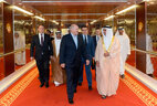 Президент Беларуси Александр Лукашенко прибыл с рабочим визитом в Объединенные Арабские Эмираты. Самолет Главы государства совершил посадку в международном аэропорту Абу-Даби