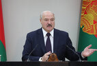 Аляксандр Лукашэнка ў час нарады