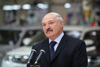 Александр Лукашенко во время общения с трудовым коллективом СЗАО "БелДжи"