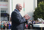 Александр Лукашенко во время праздничной линейки в честь Дня знаний