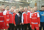 Александр Лукашенко во время посещения Дворца спорта "Уручье"