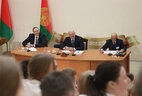 Аляксандр Лукашэнка ў час сустрэчы са студэнтамі і выкладчыкамі медыцынскіх ВНУ