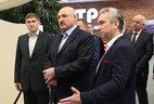 Аляксандр Лукашэнка агледзеў экспазіцыю распрацовак вядучых кампаній - рэзідэнтаў ПВТ
