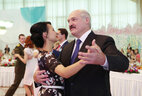 Александр Лукашенко на балу выпускников