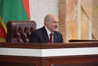 Аляксандр Лукашэнка адказвае на пытанні дэпутатаў