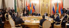 Во время заседания Высшего Евразийского экономического совета на уровне глав государств в узком составе