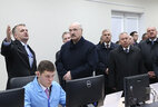 Александр Лукашенко во время посещения комплекса