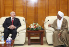 Прэзідэнт Беларусі Аляксандр Лукашэнка і Старшыня Нацыянальнай асамблеі Судана Ібрагім Амер