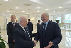 Президент Беларуси Александр Лукашенко и Председатель Исполнительного комитета - исполнительный секретарь СНГ Сергей Лебедев