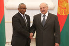 Александр Лукашенко принял верительные грамоты посла Эфиопии Грума Абая Тэшоме