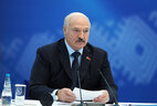 Президент Беларуси, Президент Национального олимпийского комитета Александр Лукашенко во время заседания