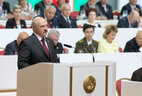 Аляксандр Лукашэнка выступае з заключным словам на пятым Усебеларускім народным сходзе