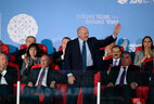 Аляксандр Лукашэнка ў час цырымоніі закрыцця II Еўрапейскіх гульняў