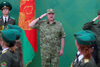 Александр Лукашенко на торжественном построении личного состава Брестской пограничной группы и курсантов Института пограничной службы