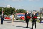 Аляксандр Лукашэнка і Уладзімір Пуцін у час наведвання музея