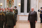 Аляксандр Лукашэнка ў час цырымоніі ўзнагароджання