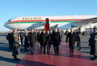 Аляксандр Лукашэнка прыбыў у аэрапорт Астаны