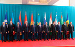 Участники заседания Совета глав государств - участников СНГ в узком составе