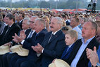 Александр Лукашенко на празднике "Купалье"