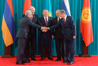 Участники заседания Высшего Евразийского экономического совета