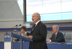 Александр Лукашенко выступает на Европейской министерской конференции по вопросам укрепления здоровья на всех этапах жизни в контексте политики "Здоровье-2020"