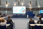 Александр Лукашенко выступает на Европейской министерской конференции по вопросам укрепления здоровья на всех этапах жизни в контексте политики "Здоровье-2020"