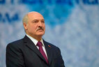 Аляксандр Лукашэнка ў час цырымоніі ўручэння ўзнагарод