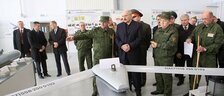 Президент Республики Беларусь Александр Лукашенко посетил ОАО "558 Авиационный ремонтный завод" в г. Барановичи Брестской области, 2 апреля 2014 г.