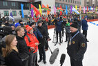 Александр Лукашенко пообщался с журналистами во время "Минской лыжни"