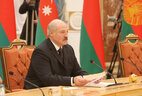 Президент Беларуси Александр Лукашенко во время переговоров в расширенном составе