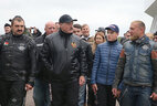 Аляксандр Лукашэнка сярод удзельнікаў байкерскага фестывалю