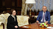 Председатель Центрального банка России Эльвира Набиуллина и Председатель Правления Национального банка Беларуси Павел Каллаур во время встречи 