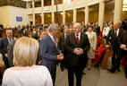 Александр Лукашенко с участниками заседания