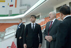 Александр Лукашенко посетил Олимпийский городок, где осмотрел многофункциональную спортивную арену, велотрек, зал тяжелой атлетики