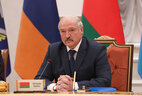 Президент Беларуси Александр Лукашенко во время заседания Совета коллективной безопасности ОДКБ в расширенном составе