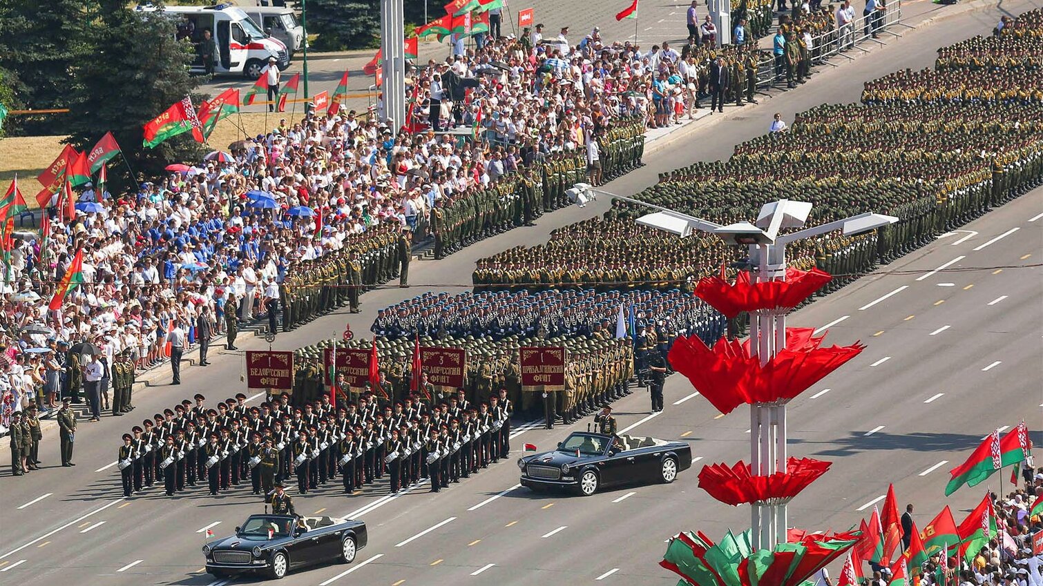 Парад день независимости Республики Беларусь