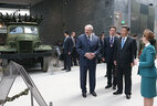 Alexander Lukashenko and Xi Jinping visit the Belarusian State Museum of the Great Patriotic War History