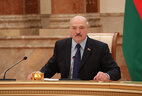 Президент Беларуси Александр Лукашенко во время встречи с представителями российского медийного сообщества
