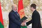 Graduate of the Brest State Technical University Igor Antonik receives the President's letter of commendation