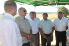 Alexander Lukashenko inspected the progress in the harvest campaign in OAO Aleksandriyskoye