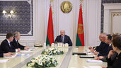 Александр Лукашенко собрал совещание по текущим вопросам вступительной кампании