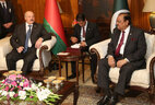 Alexander Lukashenko meets with Pakistan President Mamnoon Hussain