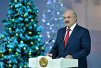 Александр Лукашенко на новогоднем благотворительном празднике для детей
