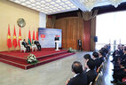 Chairman of the Belarusian Chamber of Commerce and Industry Vladimir Ulakhovich delivers a speech at the Belarusian-Vietnamese business forum