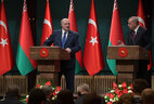 Во время встречи с представителями СМИ по итогам переговоров с Президентом Турции Реджепом Тайипом Эрдоганом