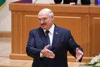 Александр Лукашенко во время встречи с депутатами Палаты представителей и членами Совета Республики Национального собрания шестого и седьмого созывов