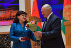 Медалью "За трудовые заслуги" Александр Лукашенко наградил председателя Постоянной комиссии по законодательству Наталью Гуйвик